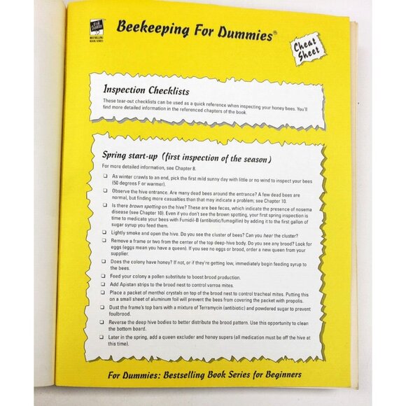 Beekeeping for Dummies Howland Blackiston Wiley Publishing ©2002 Book - Picture 3 of 8